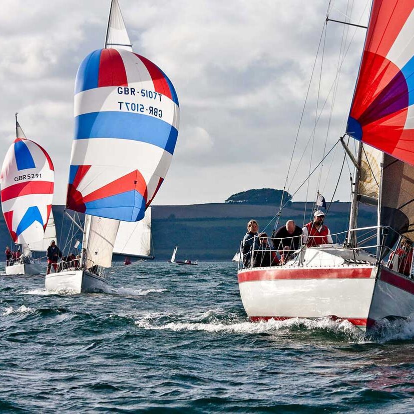 club-racing-spinikars